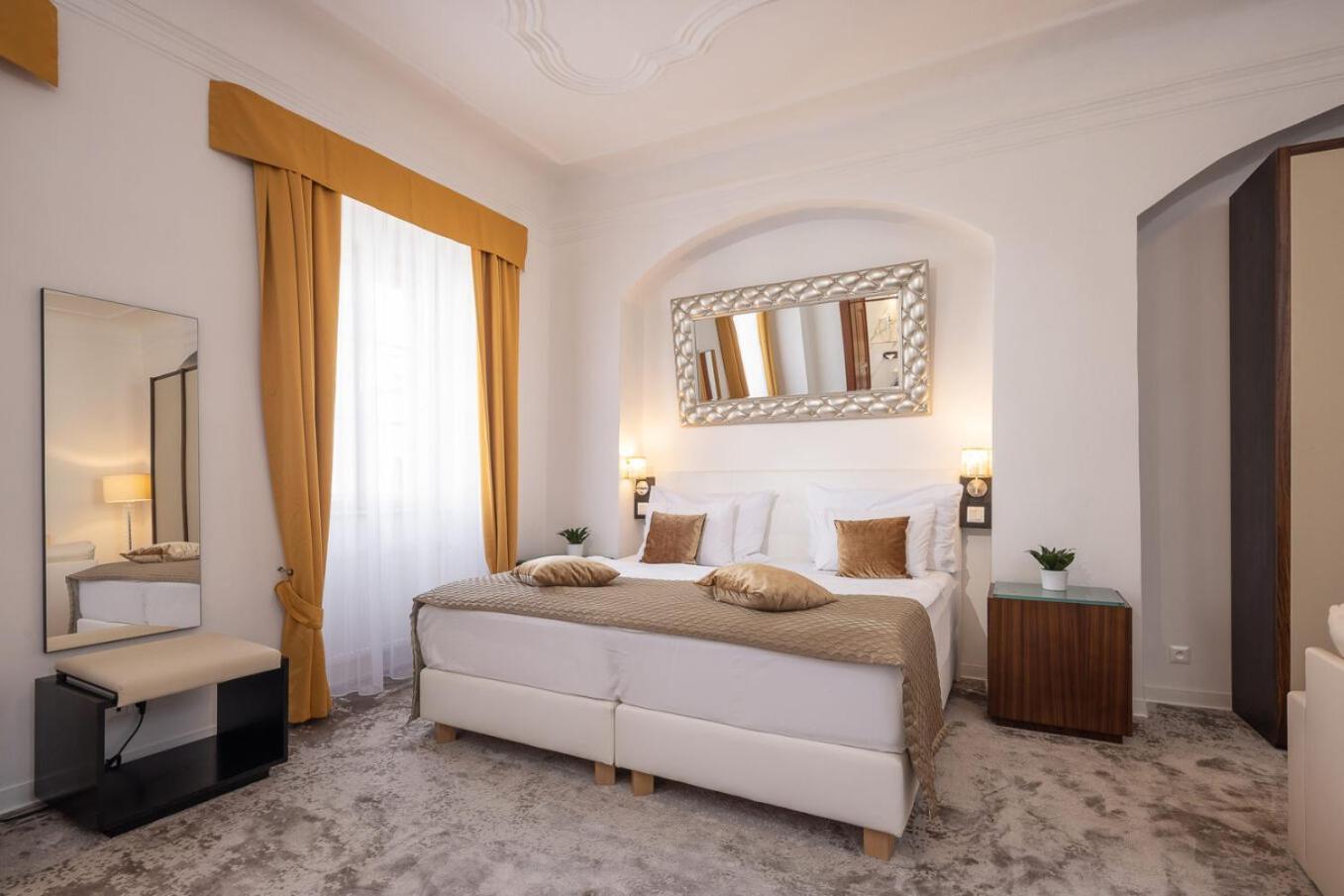 Bellevue Hotel Český Krumlov Dış mekan fotoğraf